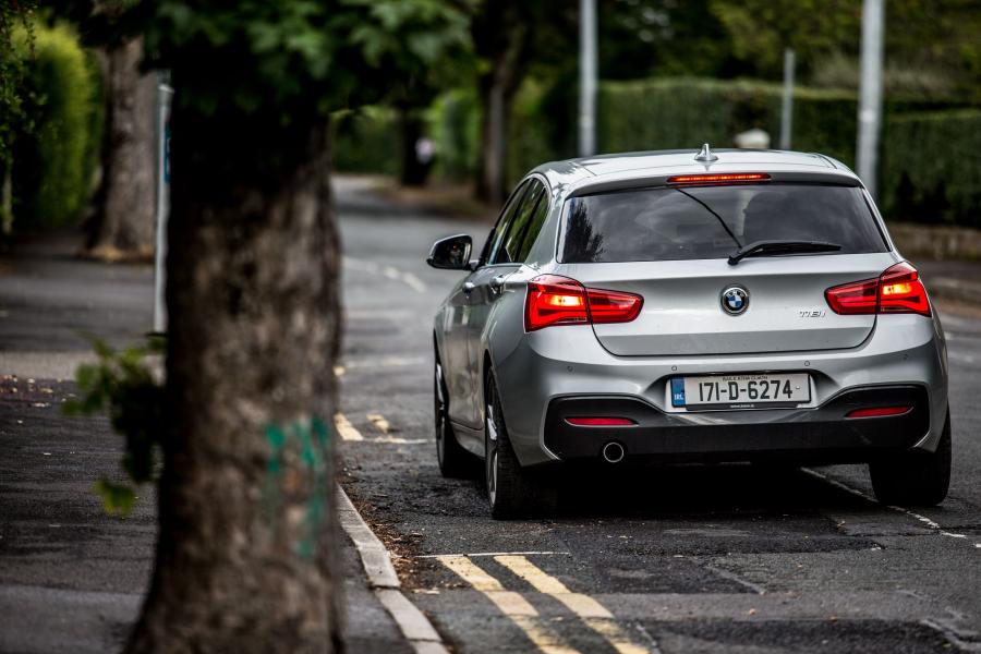  BMW 118d M Sport (F20) 2015 года  (UK) (фото 4 из 19)